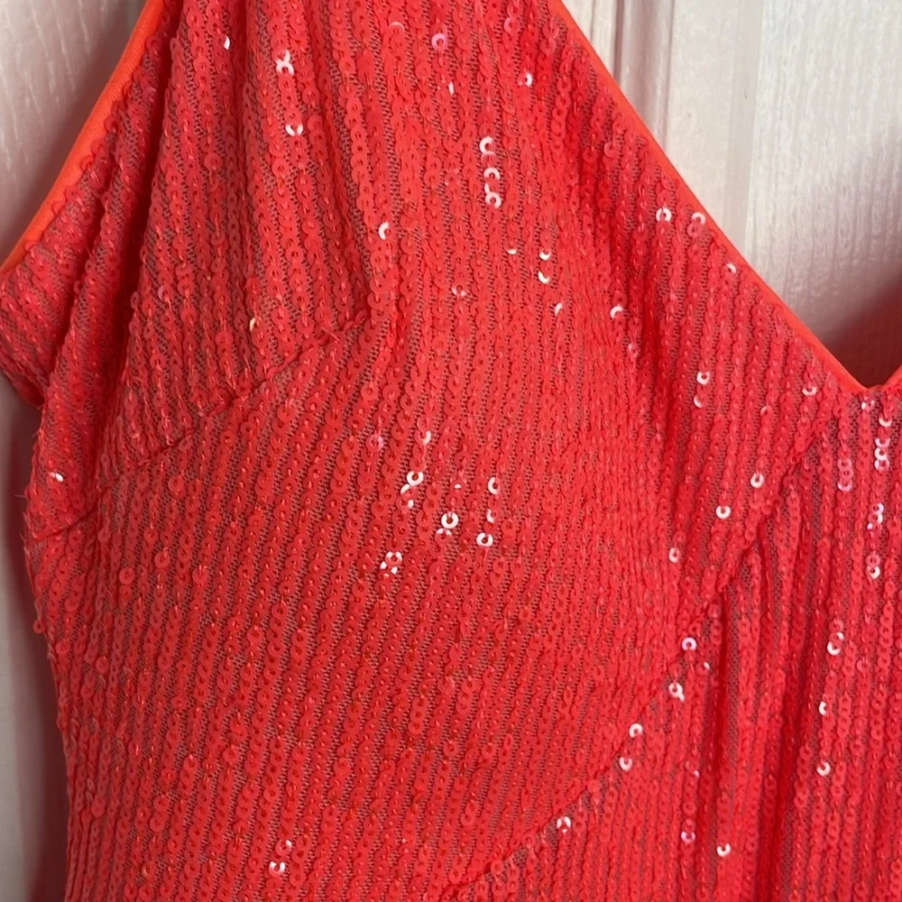 SIENA CORAL ALLOVER SEQUINS SPAGHETTI STRAP MIDI DRESS SIZE 14 NWT